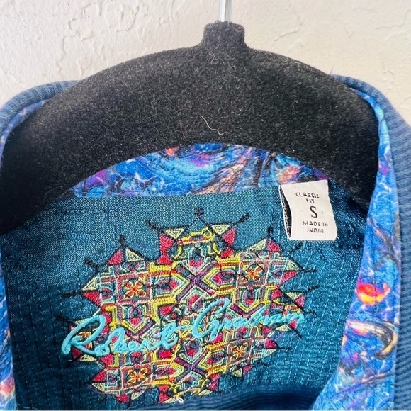 Robert Graham luxury Blue Button Up Dress Shirt Small - Picture 3 of 11